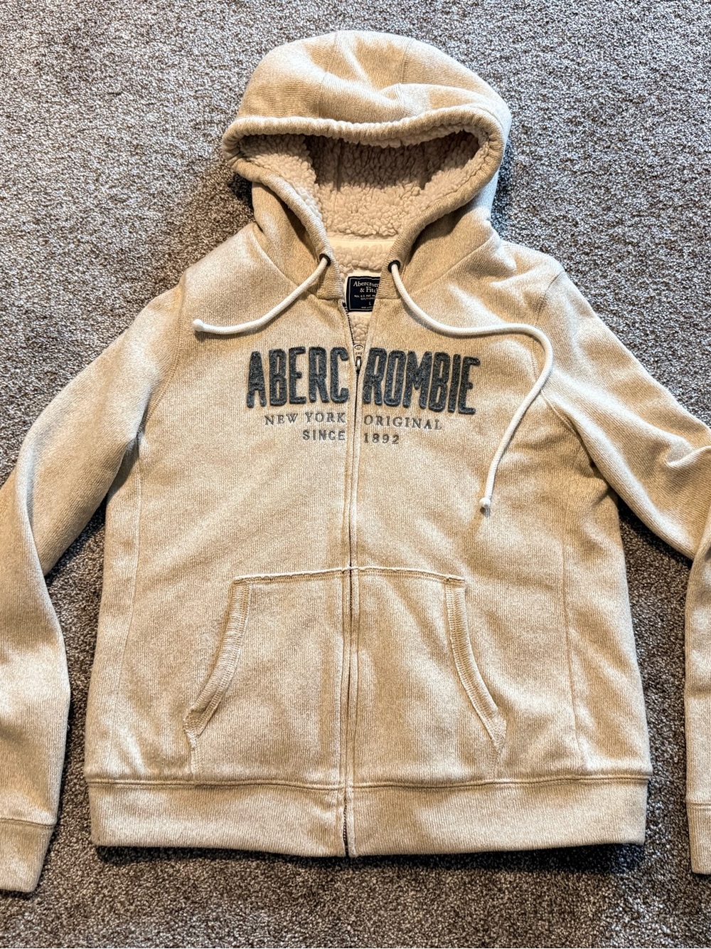Women’s Abercrombie & Fitch Tan Sherpa-Lined Zip Hoodie | Size Large
